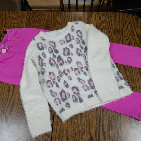 Circle SO Girls XL Leopard Sweater & Jeggings - Picture 4 of 9
